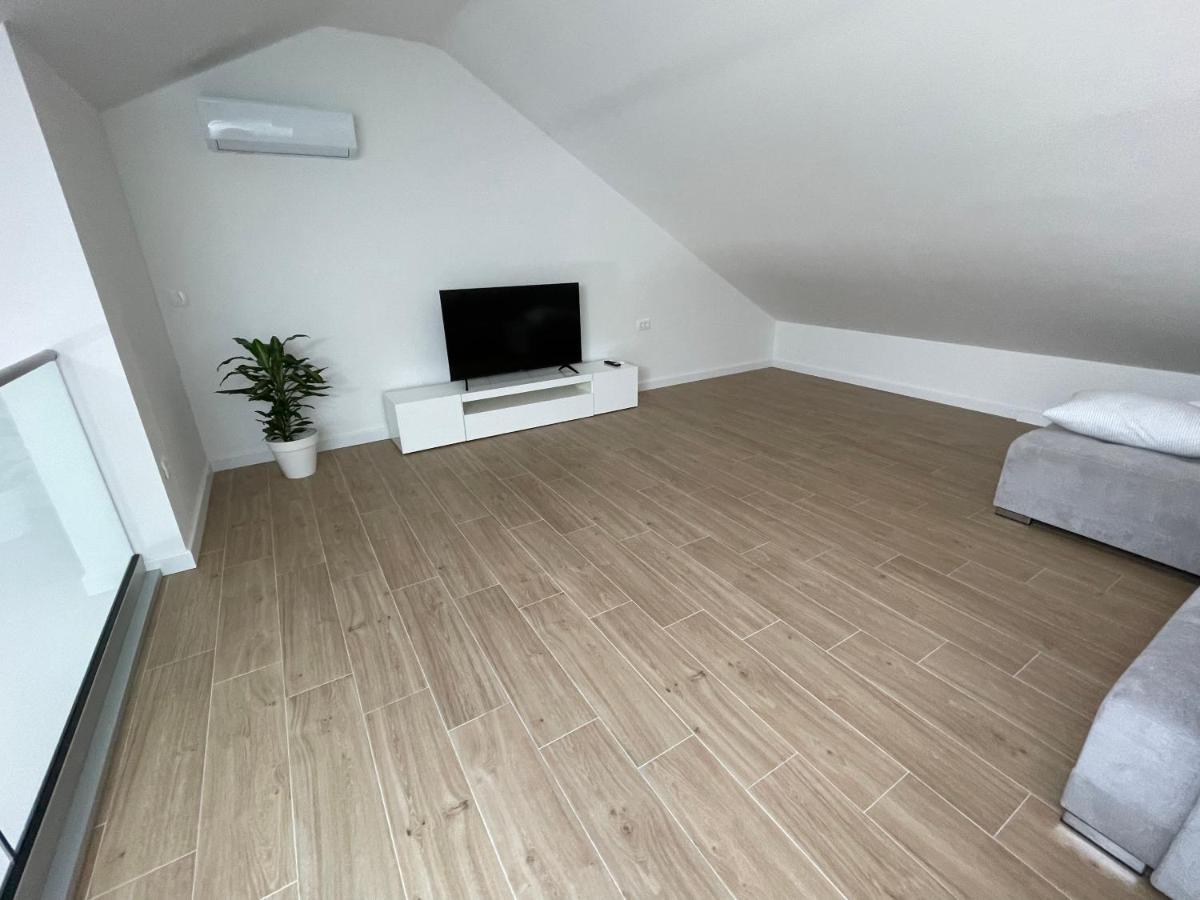 פודסטראנה Galeria Apartment מראה חיצוני תמונה