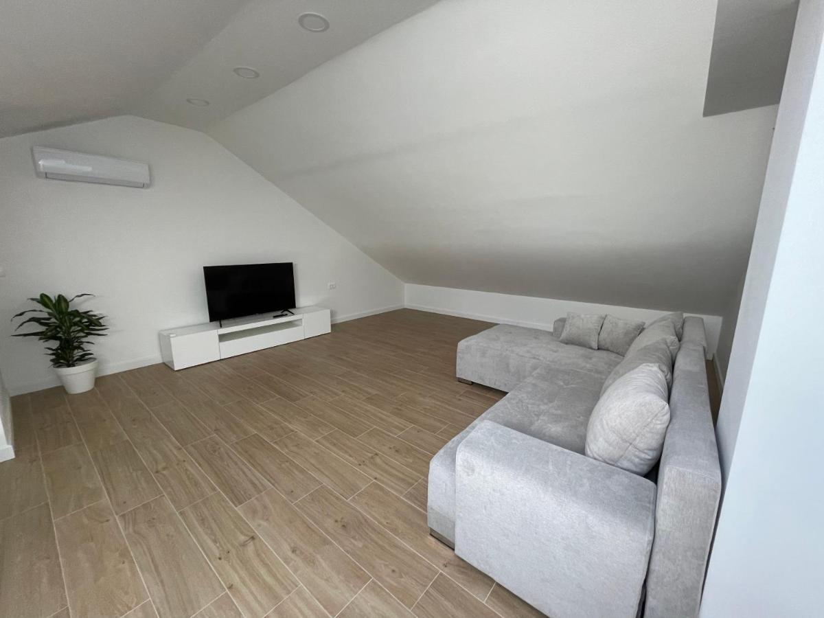 פודסטראנה Galeria Apartment מראה חיצוני תמונה
